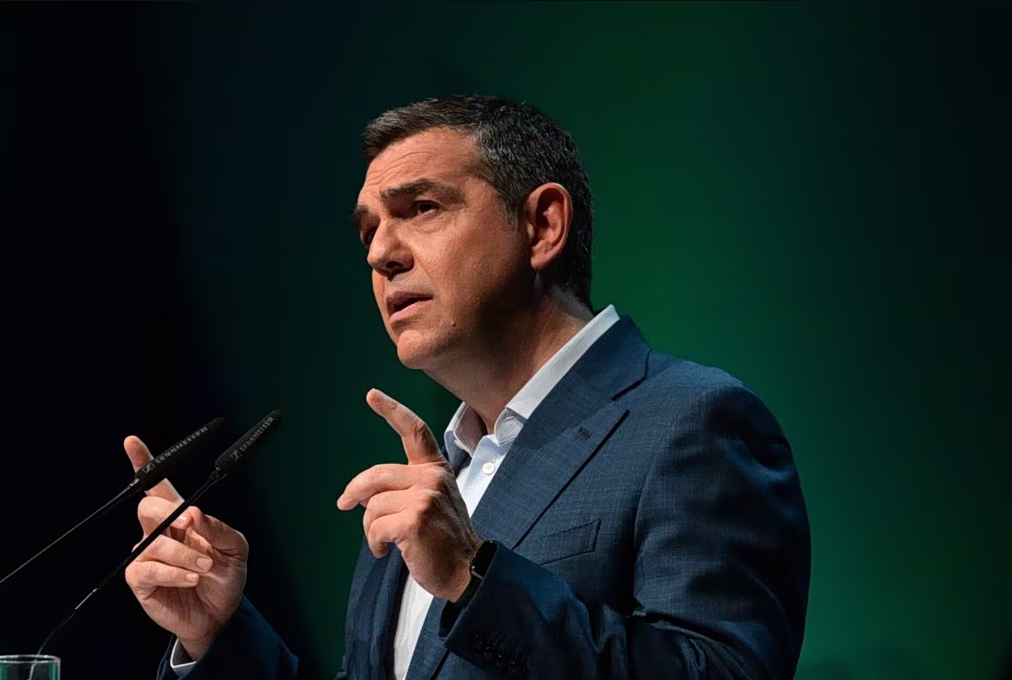 Τσίπρας: Η «αποτυχία» στο τουρκολιβυκό ενεργοποιεί την «πυξίδα» του – Δέσμευση για ανατροπή του «δόγματος Μητσοτάκη» στα εθνικά