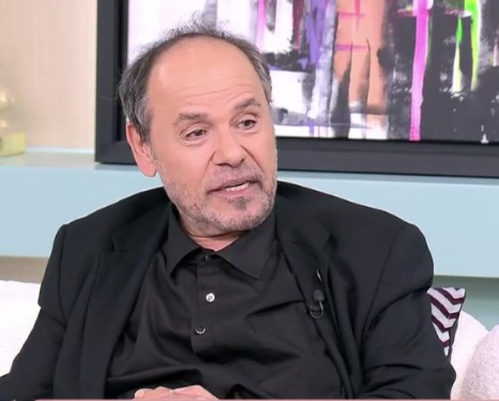 Αλέξανδρος Ρήγας: Ο λόγος που φοράει πάντα μαύρα
