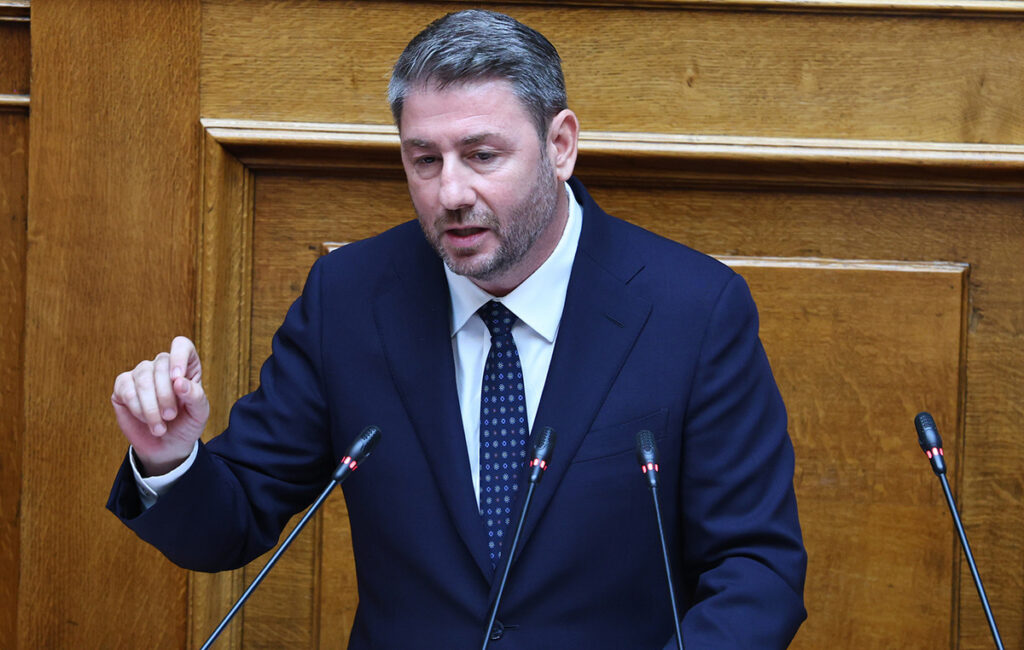 «Μην αφήνετε να πέφτει τίποτα κάτω»: Γραμμή μηδενικής ανοχής από Ανδρουλάκη απέναντι σε ΝΔ και όσους αμφισβητούν την προσφορά του ΠΑΣΟΚ