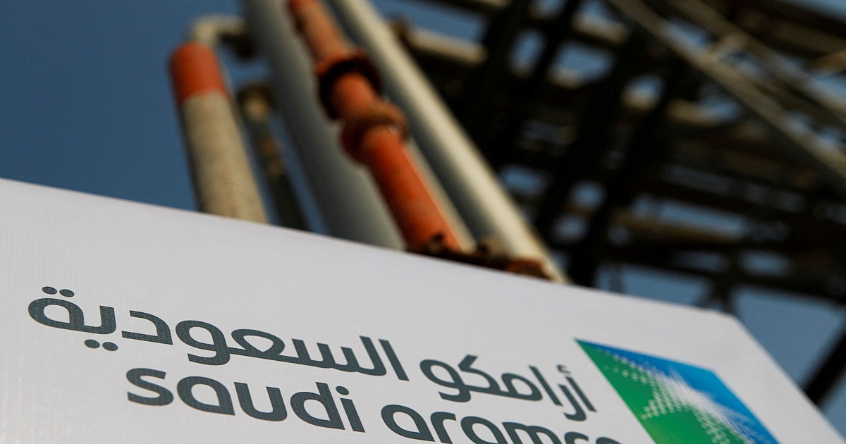 Reuters: Η Saudi Aramco προσφέρει επιπλέον φορτία αργού πετρελαίου για άμεση παράδοση στην Ευρώπη
