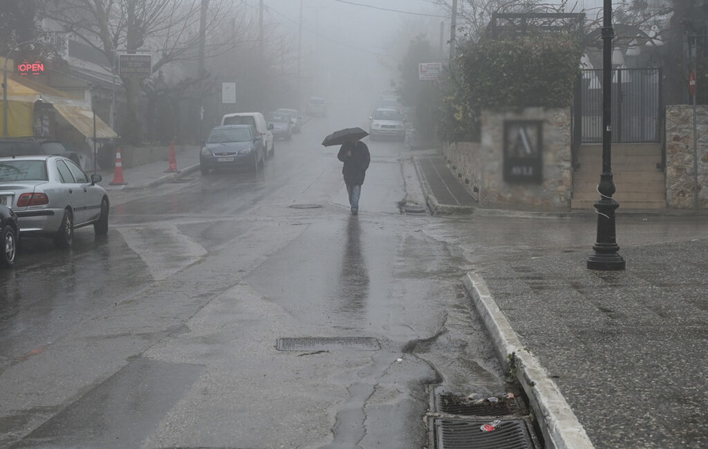 Αναβάθμισε το έκτακτο δελτίο για την κακοκαιρία η ΕΜΥ – Κόκκινη προειδοποίηση για επικίνδυνα φαινόμενα, προσοχή και στην Αττική