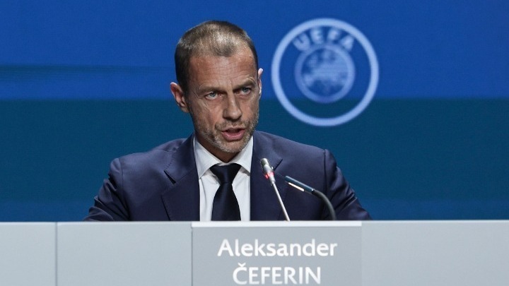 Ο Τσεφέριν παραμένει στην UEFA και διεκδικεί νέα θητεία