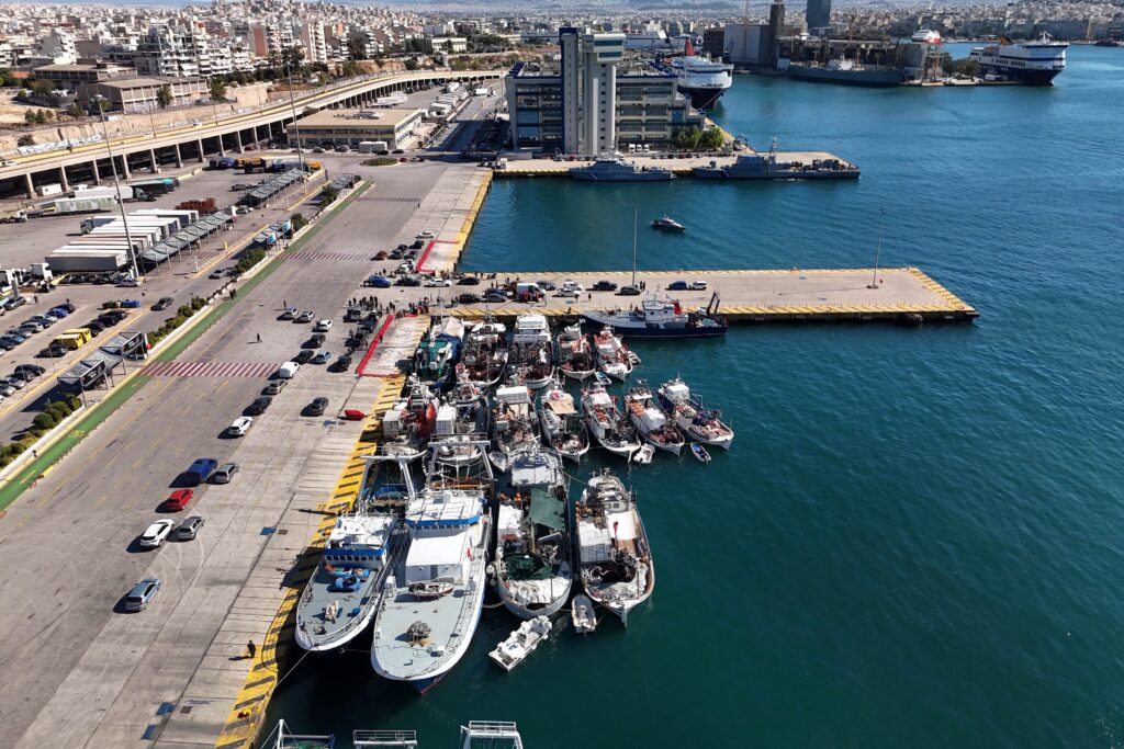 Εκτός αρμοδιότητας του υπουργείου Ναυτιλίας τα βασικά αιτήματα των αλιέων, λέει ο γενικός γραμματέας Νησιωτικής Πολιτικής