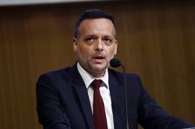 Δούκας: «Αναστέλλεται η λειτουργία του σχολικού συγκροτήματος της Γκράβας για αύριο Παρασκευή» – Αναφορές ότι παραμένει η οσμή αερίου