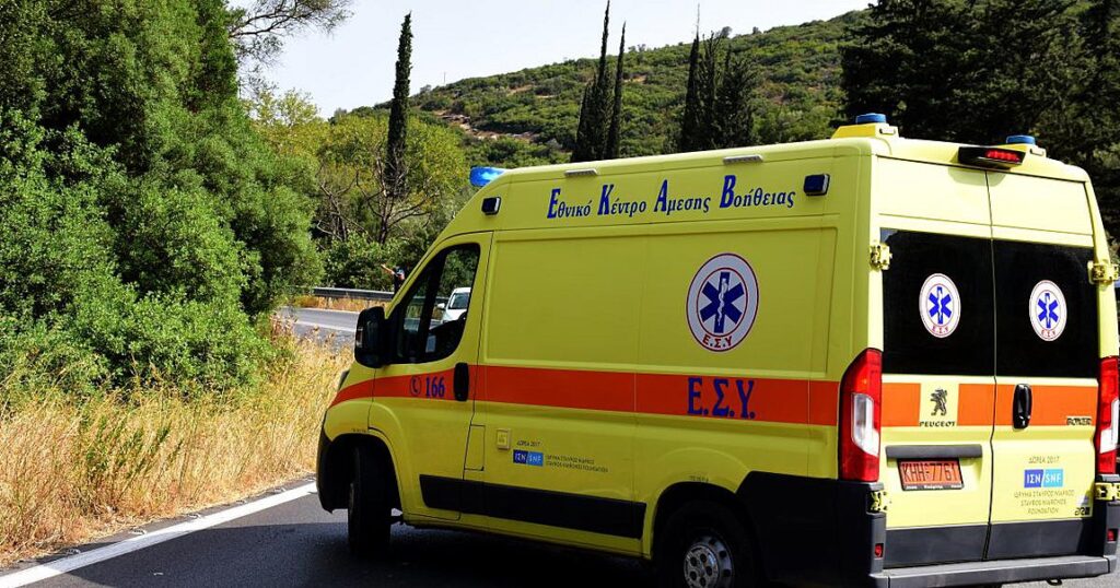 Ορεστιάδα: Απεγκλωβισμός τριών ατόμων από όχημα που εξετράπη