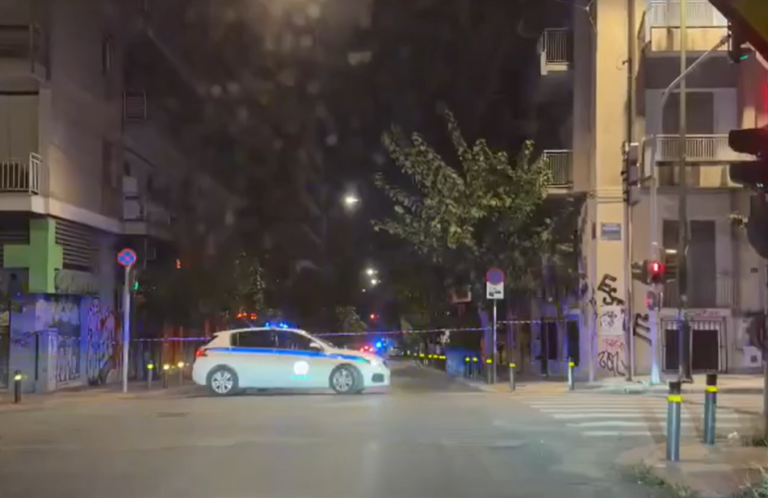 Πέταξαν χειροβομβίδα σε καφετέρια στο κέντρο της Αθήνας – Κλειστοί δρόμοι σε Αχαρνών και Φερών