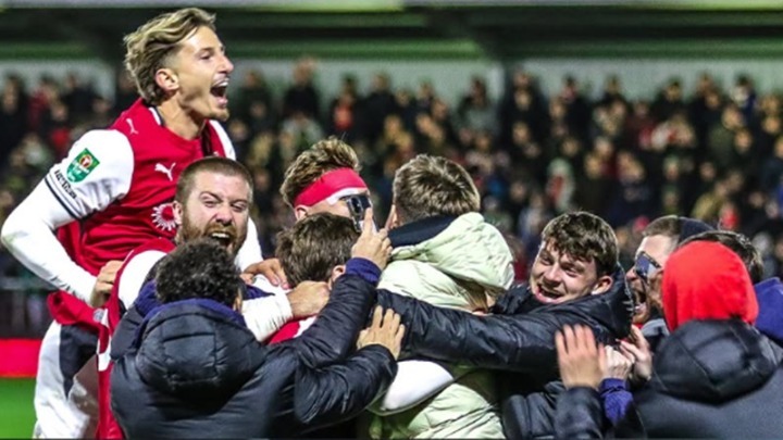 Η Φλίτγουντ της 4ης κατηγορίας πέταξε εκτός League Cup την Άρσεναλ – Οι μεγαλύτερες εκπλήξεις στο «Νησί»