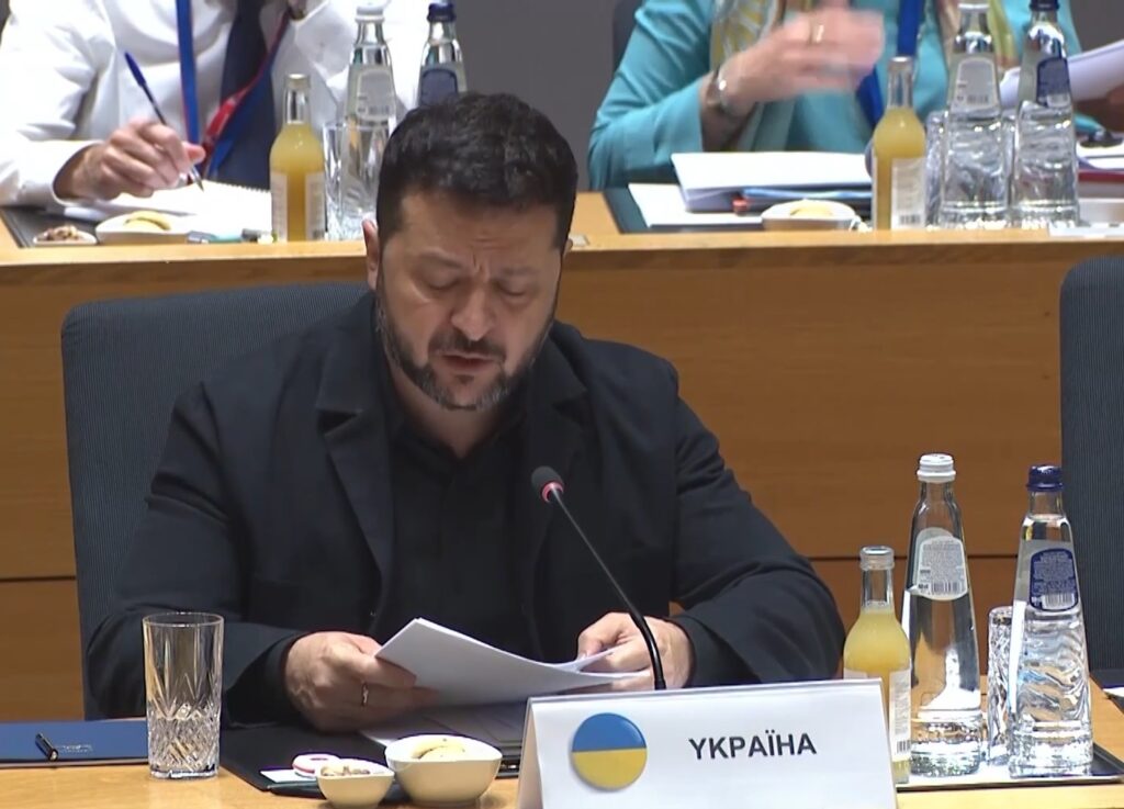 ΕΕ-Σύνοδος Κορυφής: Ο Ζελένσκι ζητά επιπλέον 70 δισ. ευρώ για το 2027