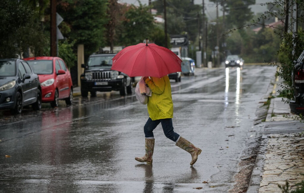 Χαλάει ο καιρός τις επόμενες ώρες, πού αναμένονται βροχές, καταιγίδες και χιόνια – Πόσο θα διαρκέσει η νέα κακοκαιρία