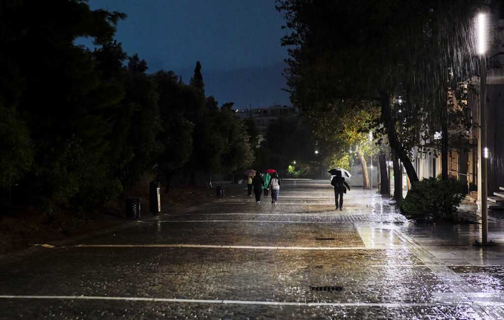 Το νέο έκτακτο της ΕΜΥ – Κόκκινη προειδοποίηση για την 28η Οκτωβρίου, οι τέσσερις περιοχές όπου χρειάζεται προσοχή