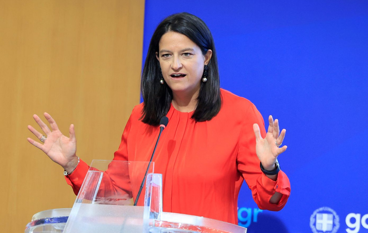 Νίκη Κεραμέως: Βάζουμε «φρένο» στην ανεξέλεγκτη διαχείριση ανθρώπινου δυναμικού από την τεχνητή νοημοσύνη