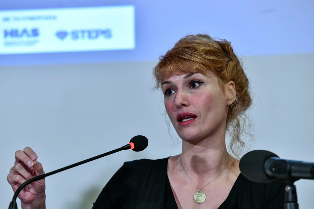 Ασφυκτική πίεση της ΕΛΑΣ στην κυβέρνηση για Μπεκίρη – «Τι κρύβει τέλος πάντων το Μέγαρο Μαξίμου;»
