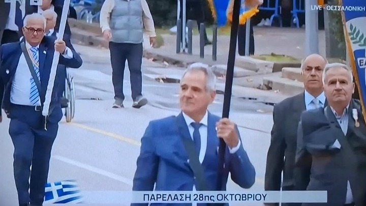 Μήνυμα ομοψυχίας από τους πολεμιστές της ΕΛΔΥΚ 1974, που άνοιξαν την παρέλαση