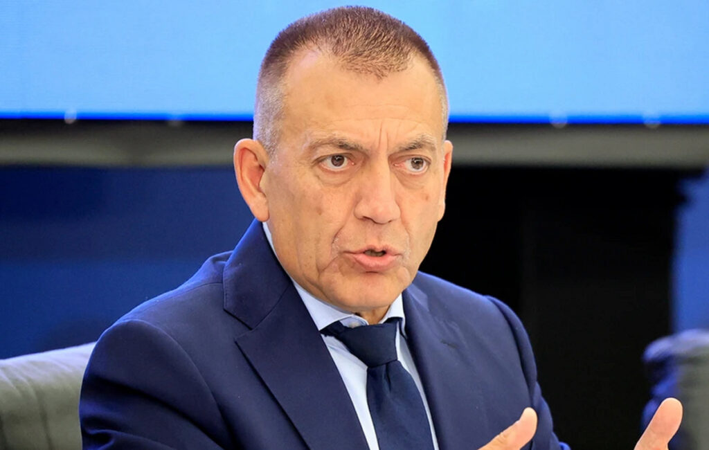 Εκλογές ζήτησε ο Βρούτσης μετά τη συνάντηση με μέλη του ΔΣ της ΕΟΚ