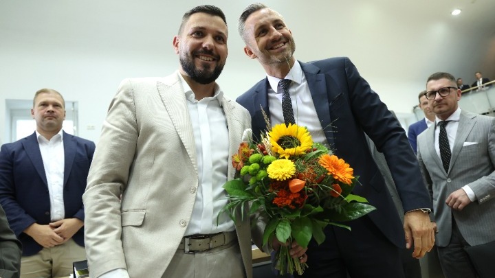 Ιστορικό αξίωμα για το AfD: Πρώτη φορά πρόεδρος Βουλής κρατιδίου από το ακροδεξιό κόμμα
