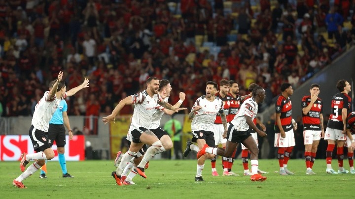 Η Εστουντιάντες στον τελικό του Copa Libertadores