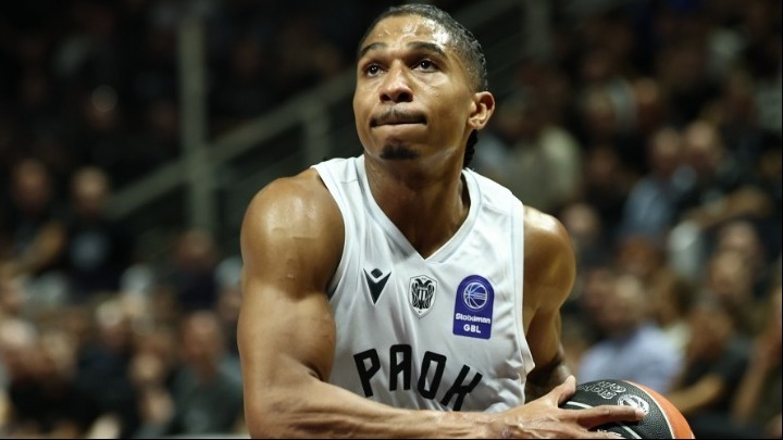 BINTEO: Με «καυτό» Ταϊρί νίκησε την ΑΕΚ ο ΠΑΟΚ 65-62