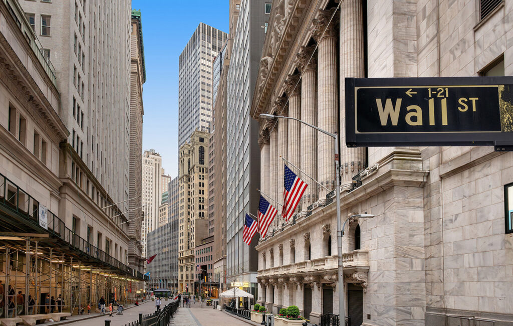 Κέρδη στη Wall Street με πρωταγωνιστές τους κατασκευαστές τσιπ – Άνοδος 1,18% για τον Nasdaq