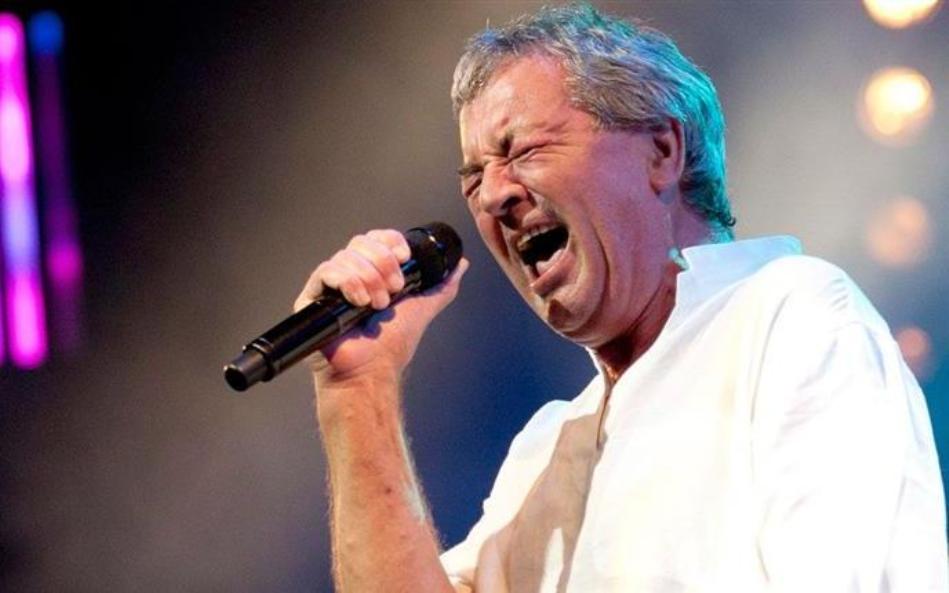 Στο νοσοκομείο ο τραγουδιστής των Deep Purple, Ian Gillan – Αναβλήθηκαν συναυλίες